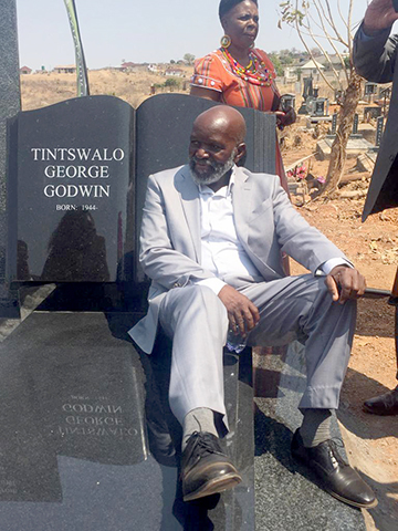 ANC veteran unveils his own tombstone
