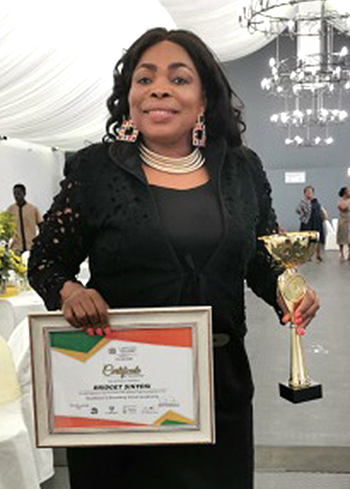 Principal Sinyosi wins excellence leadership award