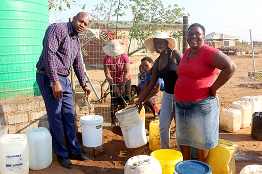 Tshiozwi Annual Show provides water station for residents