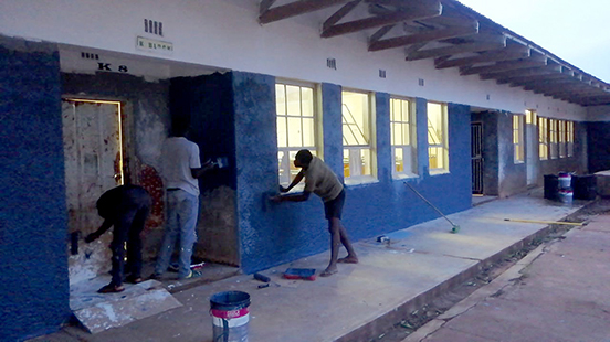 Former Khwevha Commercial School students give back to the community