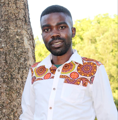 Dzomo's poetry is there to create peace
