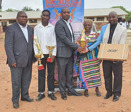 Mudimeli pupils get rewarded for hard work