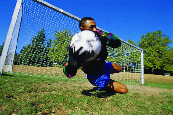 Easy victory for Blue Eagles