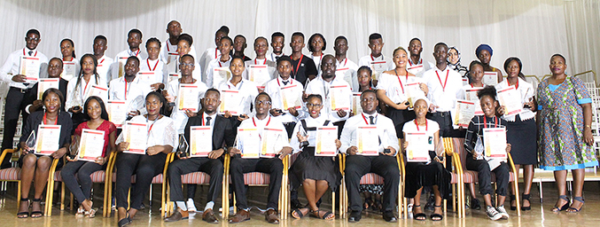Vice-Chancellor awards best performers