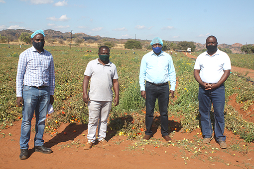 Mayor applauds Nwanedi farmers for compliance
