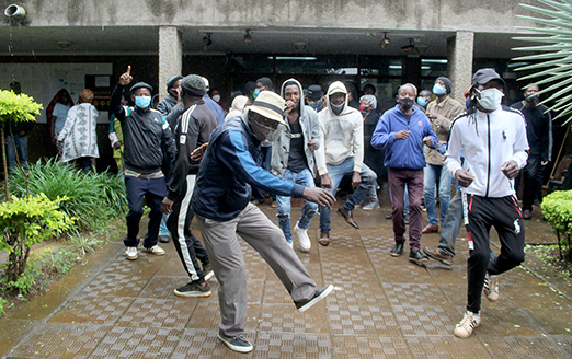 Angry protestors shut down Makhado civic centre