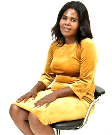 Woman taxi driver gunned down