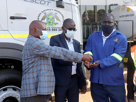 Four more water tankers for VDM to help deliver water