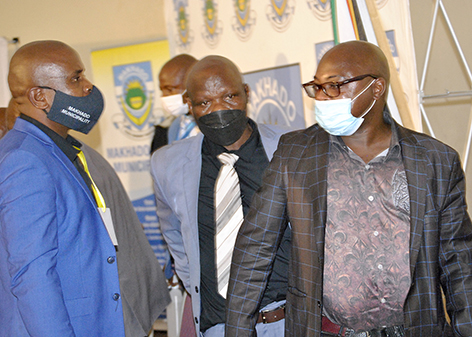 Infighting delays election of Makhado mayor for hours