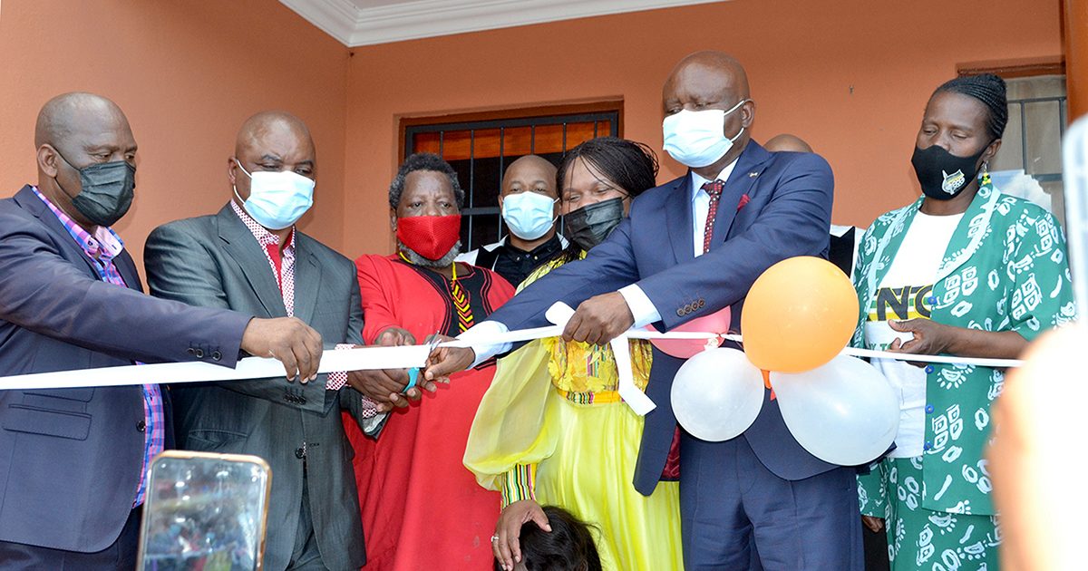 Church builds new home for grieving family