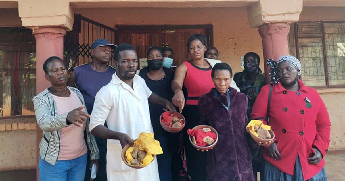 Allegations of muti planting rock Munna Ndi Nnyi Men's Forum