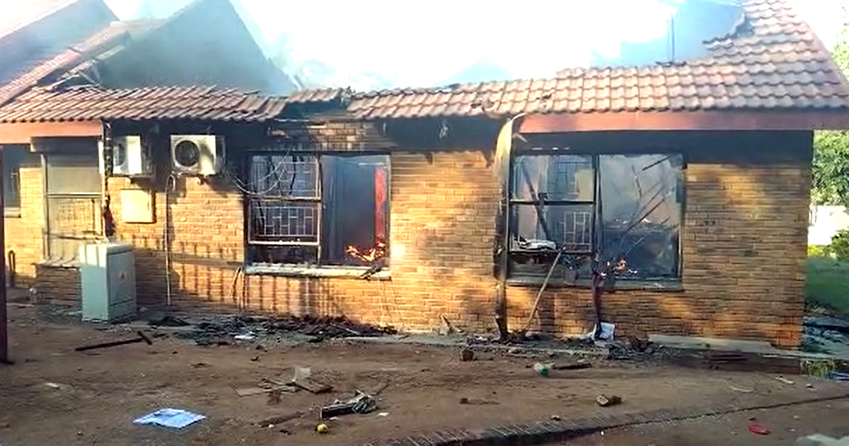Dry taps spark violent unrest in border town