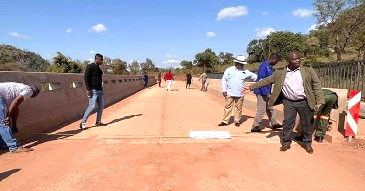 Ha-Lambani residents not happy with incomplete 'rubbish' bridge