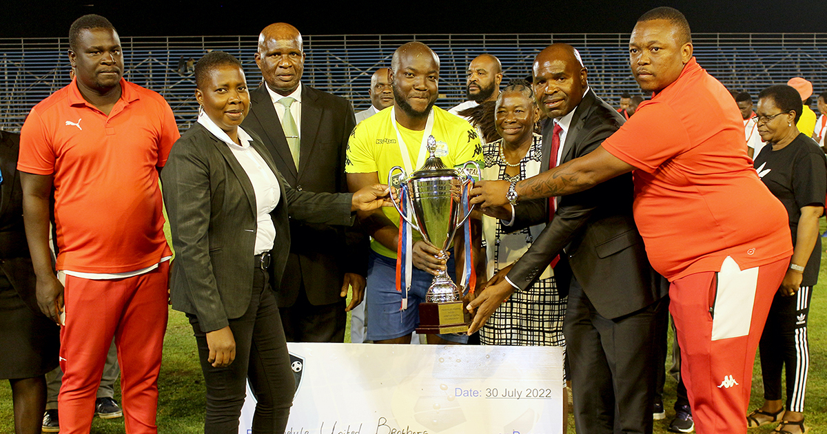 Maelula United Brothers lift the Zwavhudi trophy