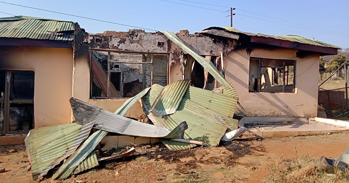 Ex-girlfriend accused of torching boyfriend's father's house