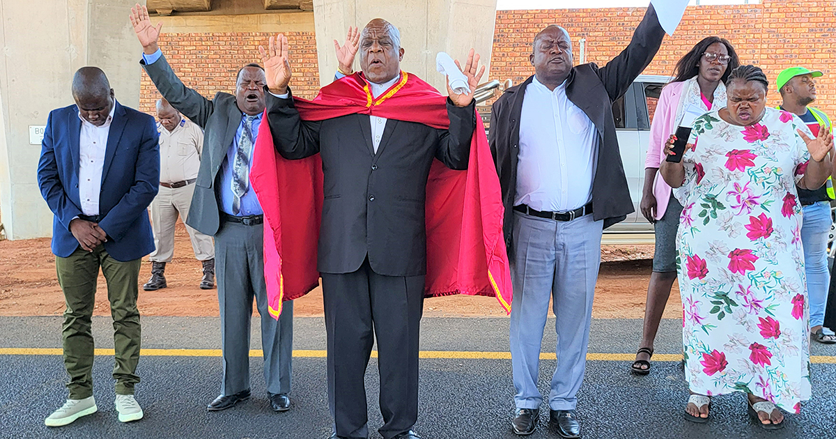 Musina community gather at N1 to pray for safer roads