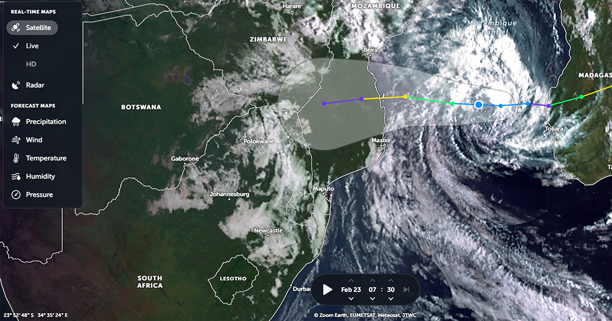 Flood warning as 'Freddy' nears Mozambican coast