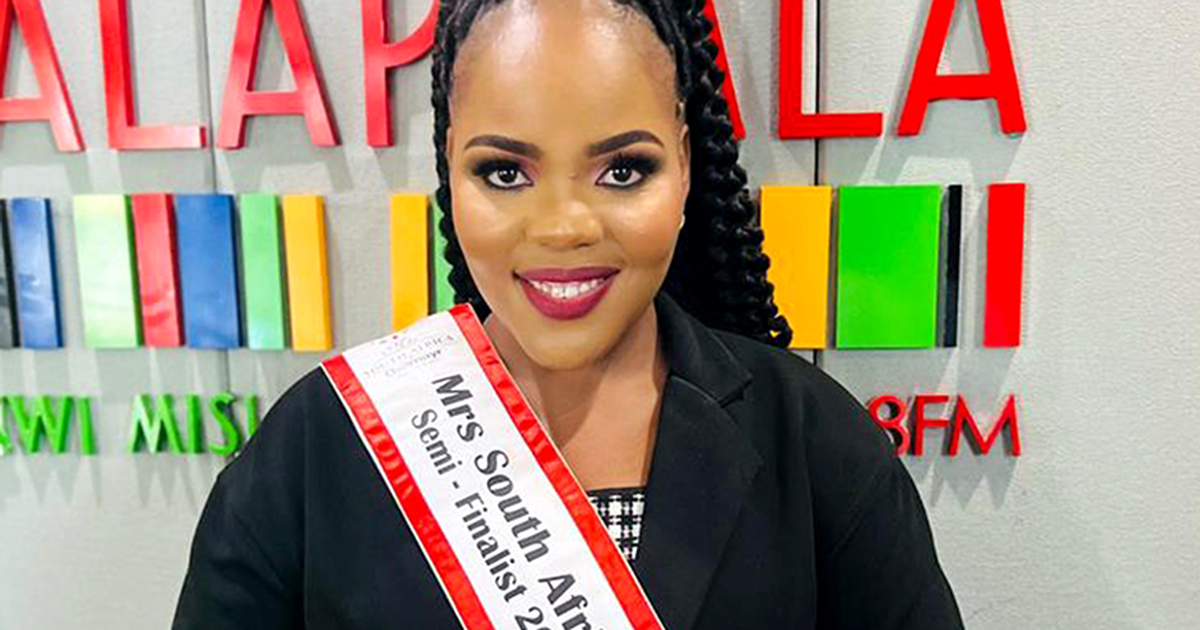 Yolanda also makes it to the Mrs SA semi-finals