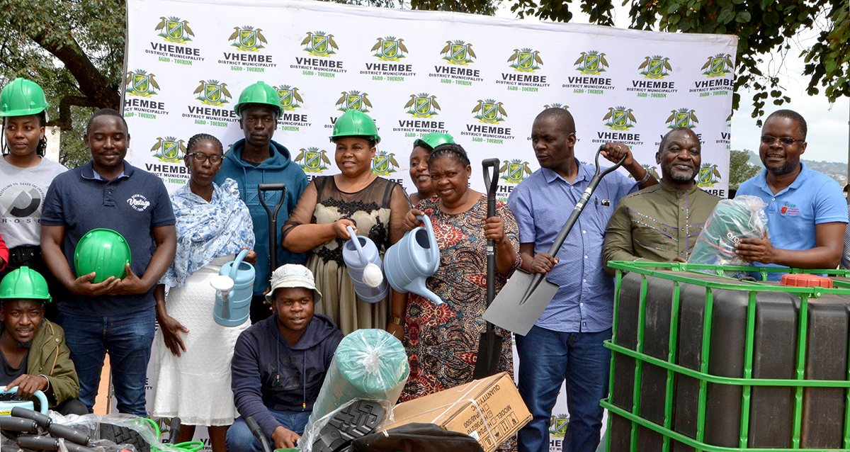 Oil flow bins handed out to 'bush mechanics'