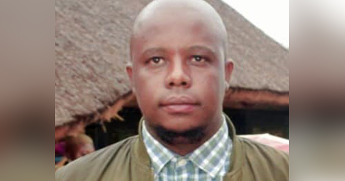 'Who is the legitimate leader of Masia clan?'