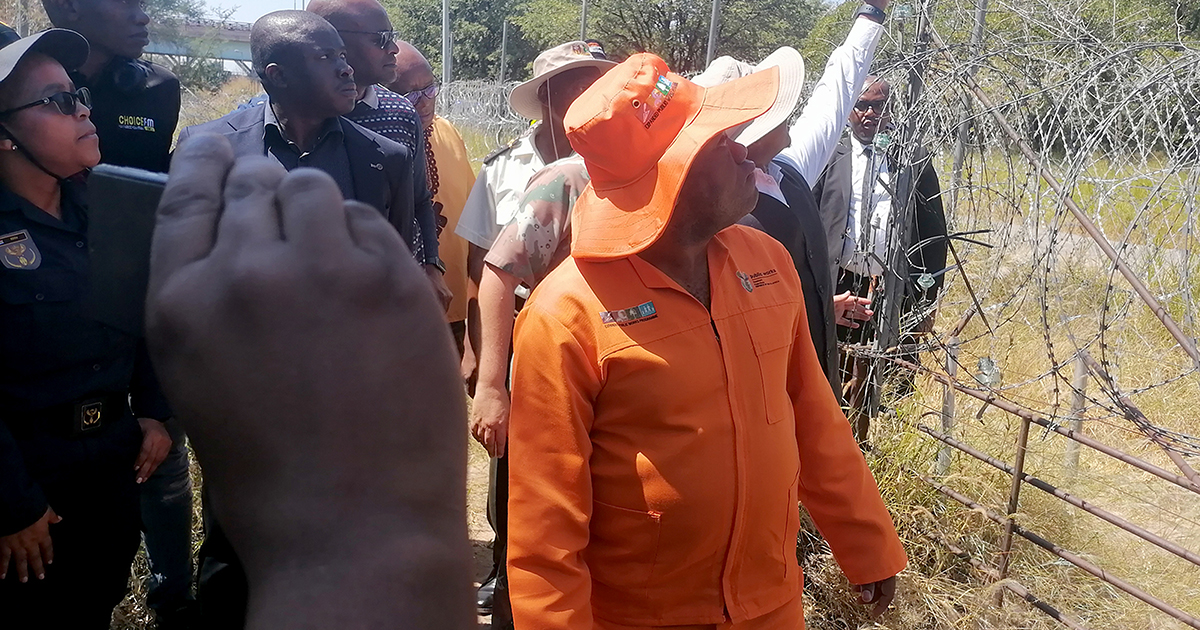 Minister Zikalala on mission to fix 'new' shoddy border fence