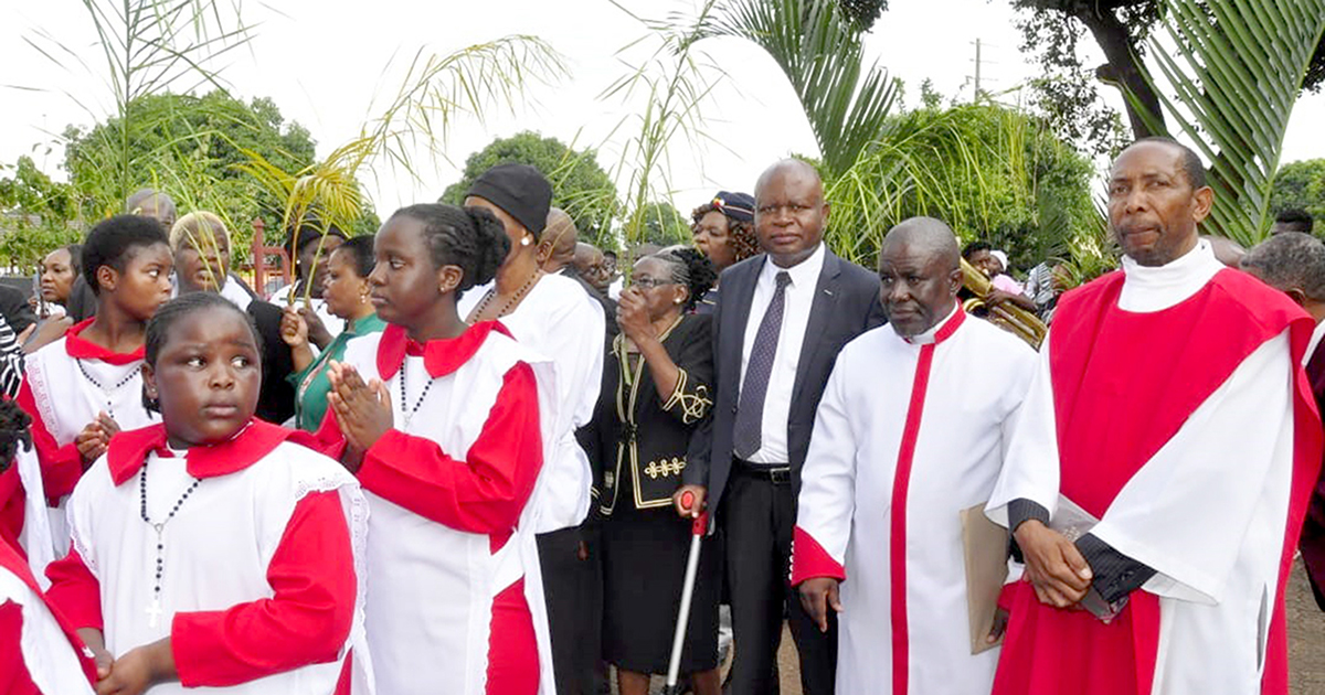 Hundreds march to celebrated Palm Sunday and pray for SA