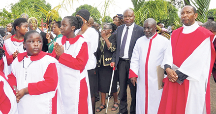 Maḓana vha kuvhanganela swondaha yau rangela paseka nau rabelisa shango.