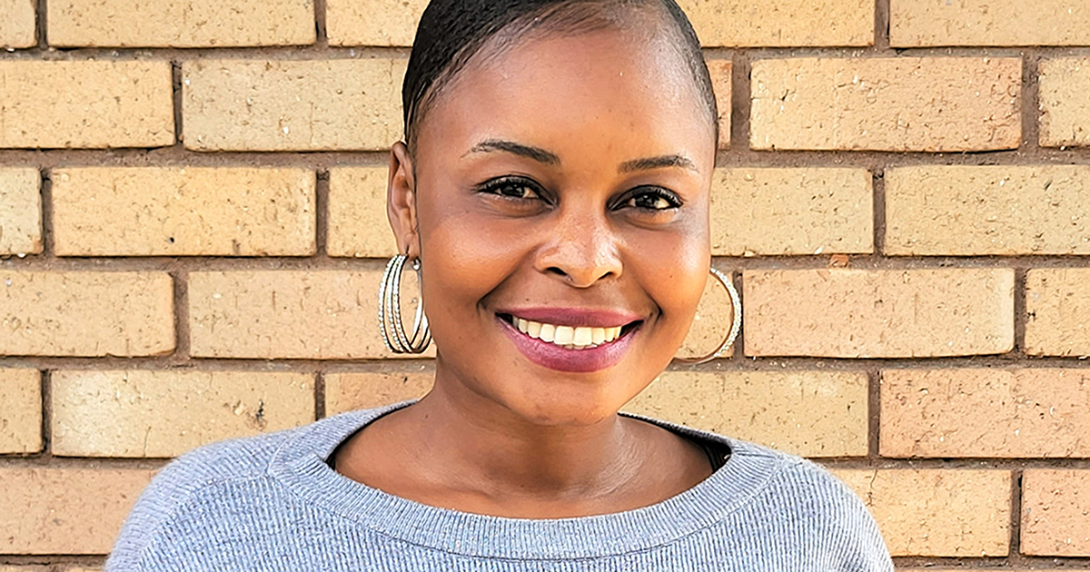 Nemutavhanani u ṱoḓa u ḓisa tshanduko matshiloni a vhaswa.