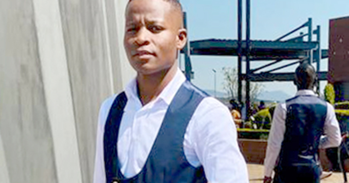 Dakalo Malange gives wings to his imagination