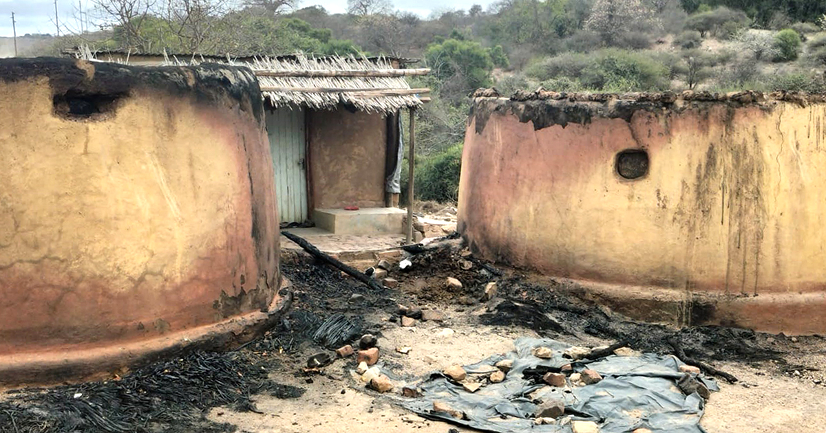 Drunk man torches four huts over R40 debt