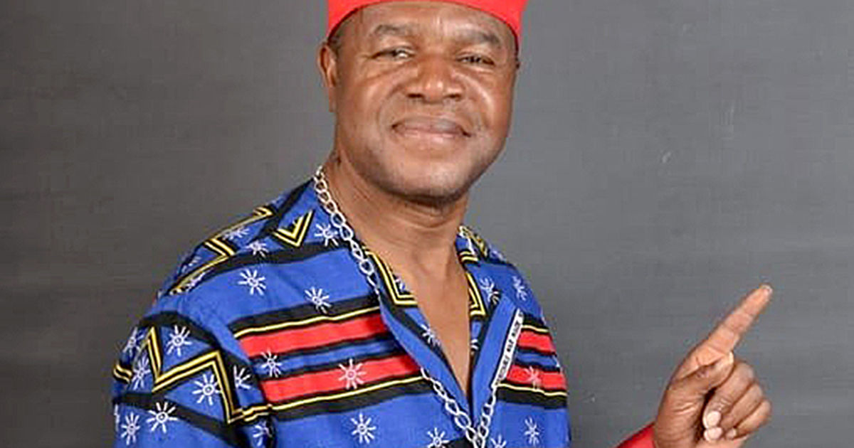 Mubishopho Vho Roxley Masevhe vho anḓadza bugu nga vhutshilo havho.