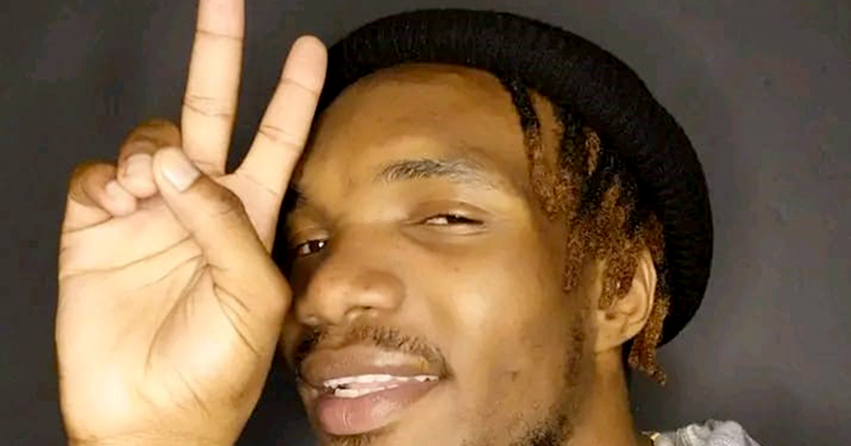 Amapiano star Mulaudzi Tee Jay has fans mad with excitement