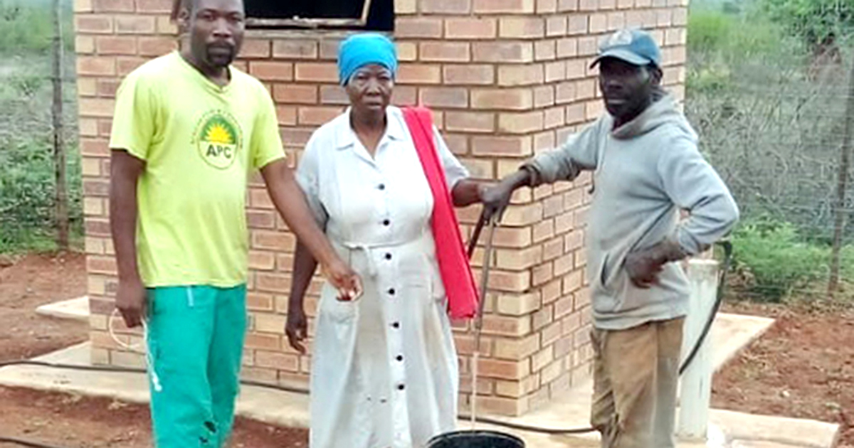 Maḓi a Vyeboom o tshikafhala.