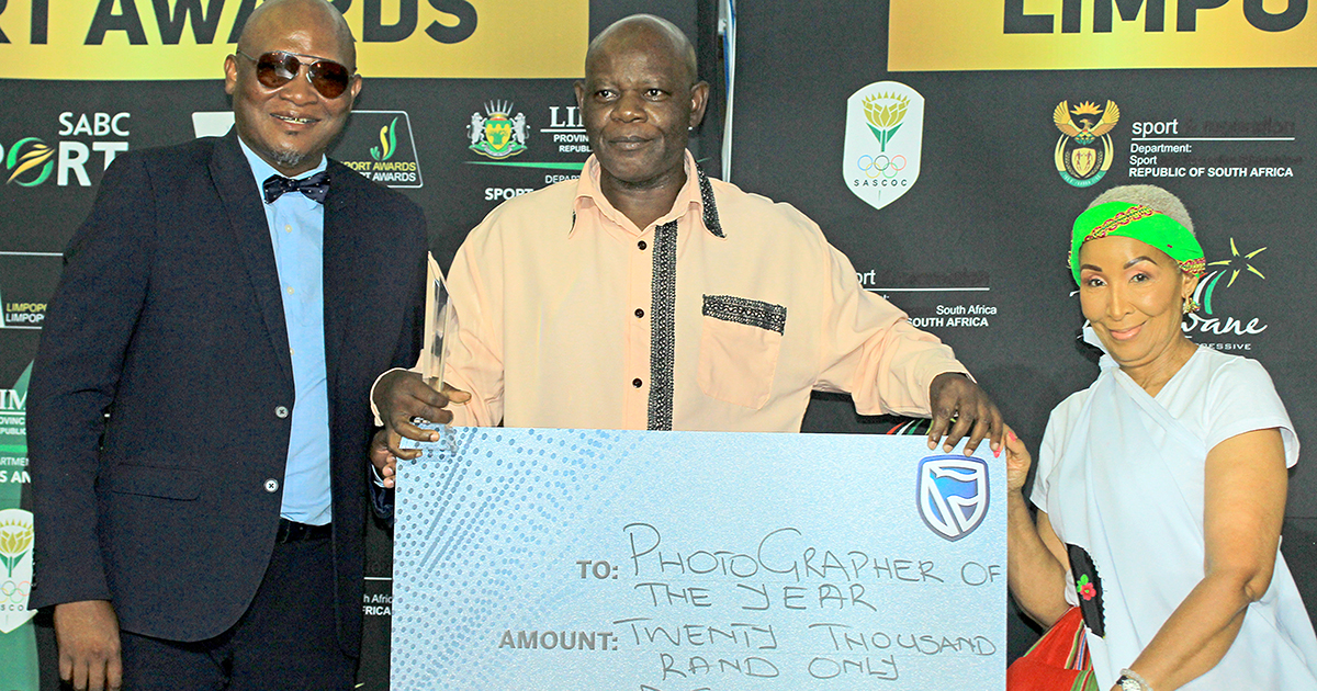 Frank Mavhungu scoops Sport Photographer of the Year award