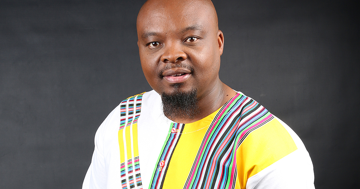 Muhashi wa Phalaphala FM Rofhiwa “Rampsy” Rampfumedzi ori sia shangoni