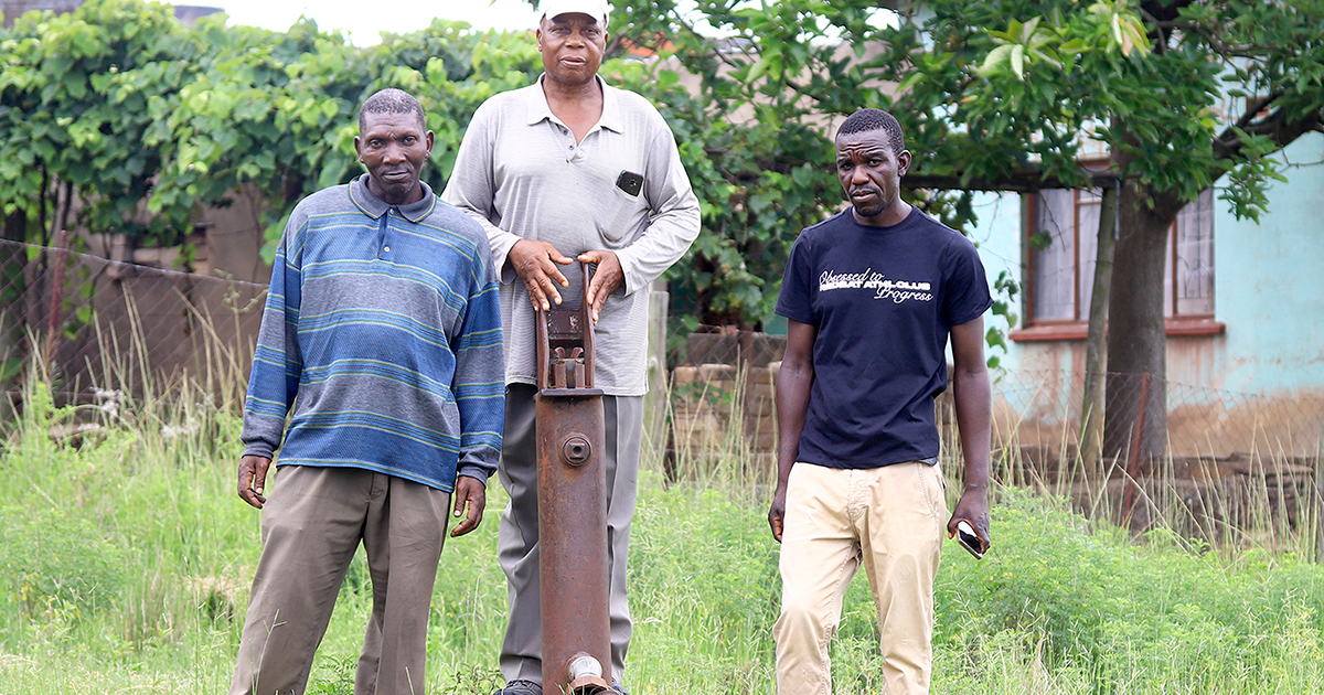Vhadzulapo vha Hanthabalala vha shumisa maḓi o tshikafhalaho.