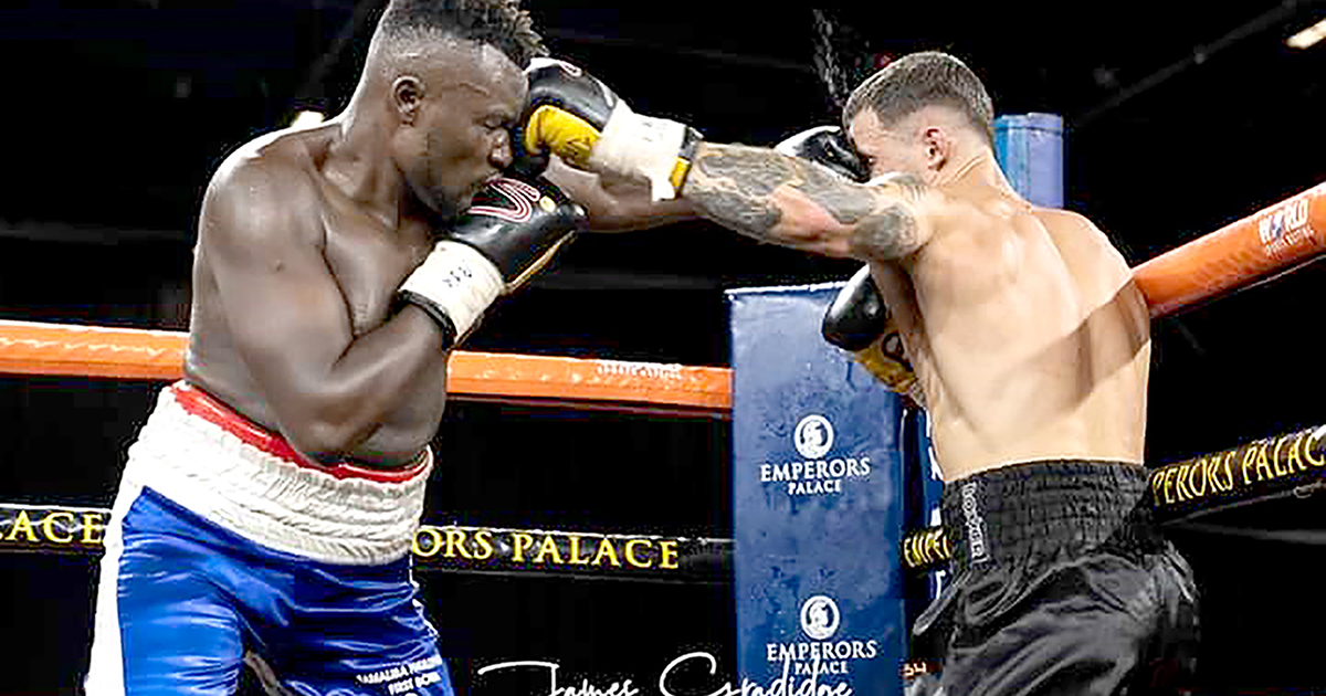 Mayweather' Ramaliba loses on split-point decision