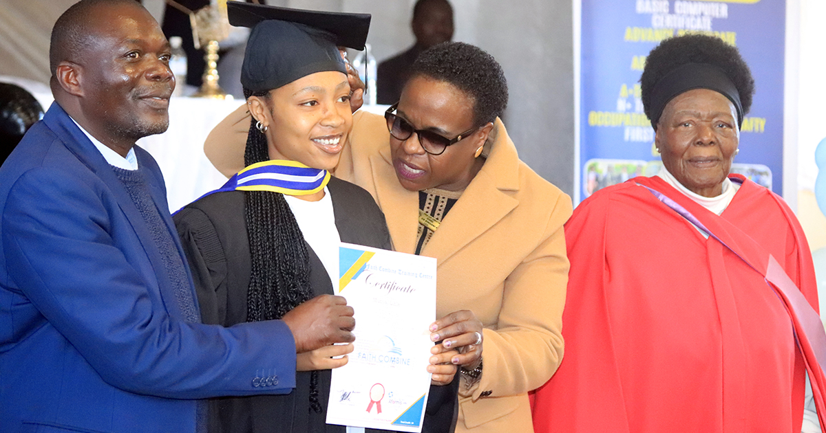Elim unemployed youths receive free computer literacy training