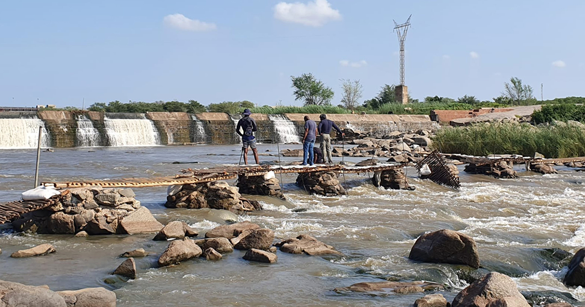 Makeshift smuggling bridge over Limpopo destroyed in anti-crime op
