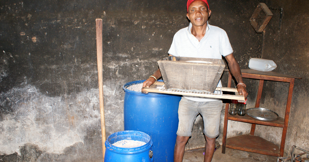 Netshiunda brews mahafhe for his survival