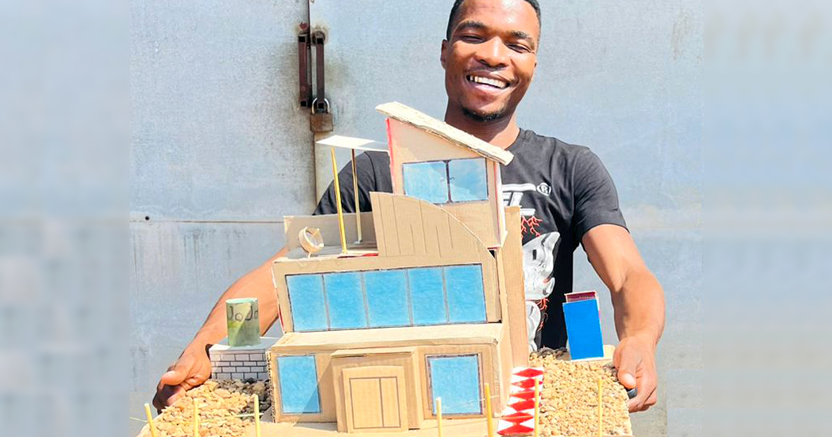 Young artist Hulisani Maroge fights hardship with creativity