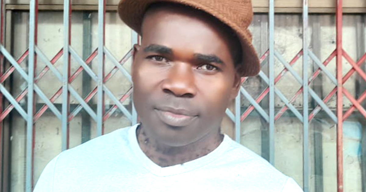 Boxers must not turn professional too soon
