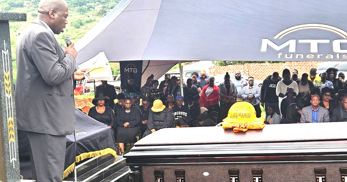 Musaukanyi wa zwa mitambo vho fhira fhano shangoni.