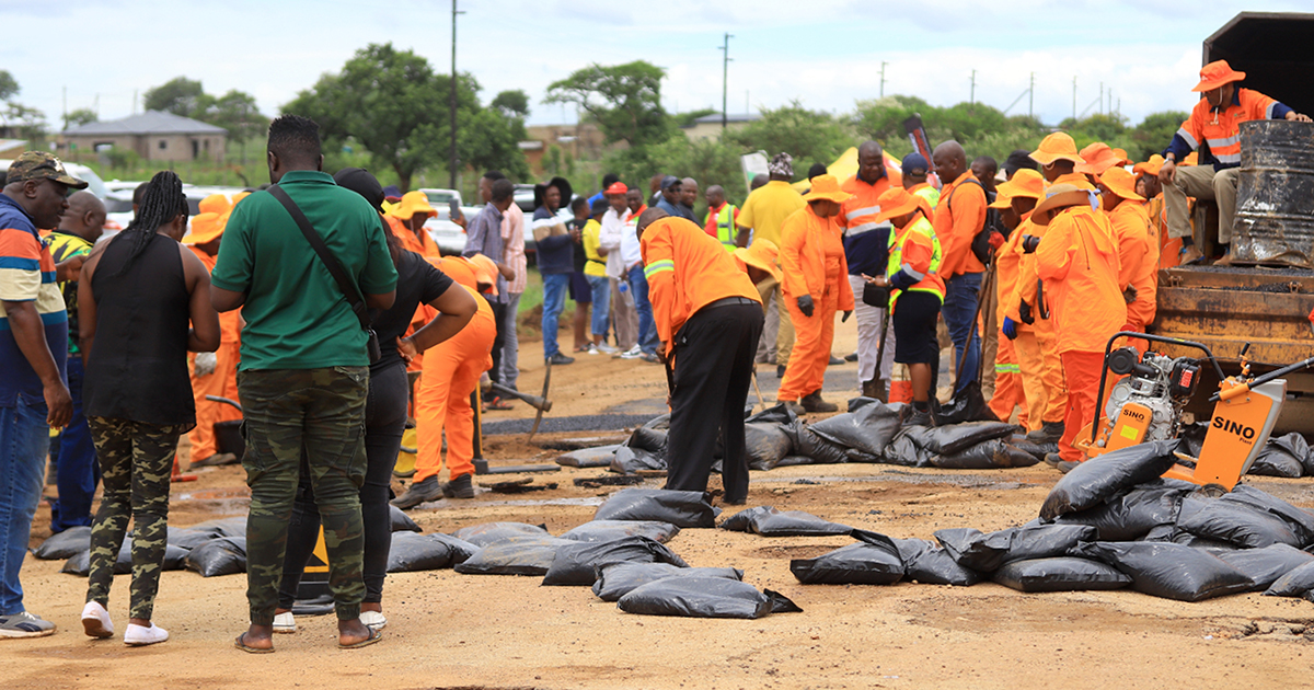 Pothole patching on D4 road via Elim sparks outrage
