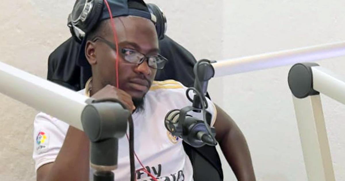 Don't let your past challenge your future, says radio host