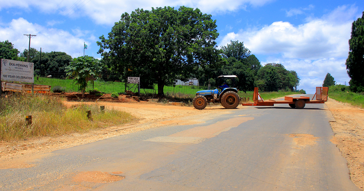 Vhembe’s farmers suffer as roads deteriorate