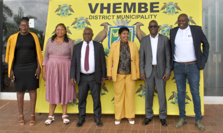Vhadzulapo vha fanela u dzhenela miṱangano ya IDP
