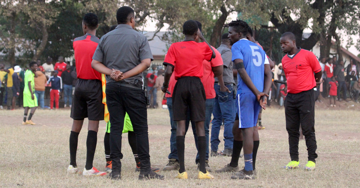 Mafhungwana final game ends in chaos