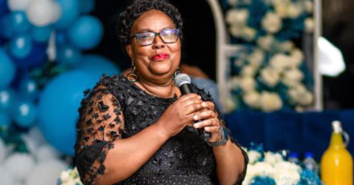 Hundreds attend funeral of former nurse and volunteer Itani Phungo