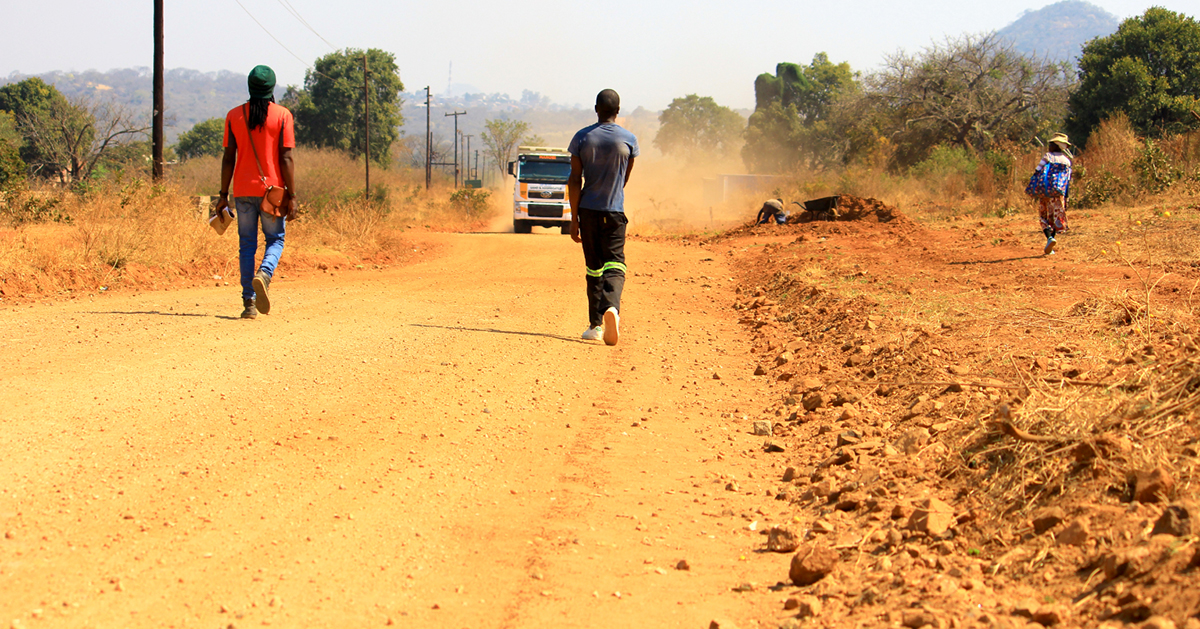 Residents demand upgrade of road between Vyeboom and Davhana Cross